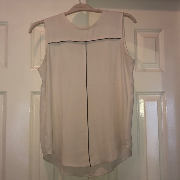 loft sleeveless tops